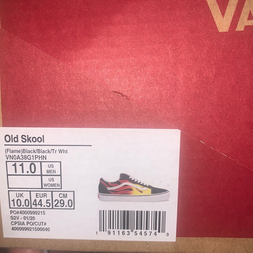COPY - Old skool vans size 11 in men and 12.5 women